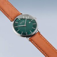 BERING Herrenuhr analog Solar mit Kalbsleder-Armband 15439-508