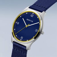BERING Herrenuhr analog Quarz mit Nato-Armband 18342-507