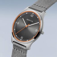 BERING Herrenuhr analog Quarz mit Nato-Armband 18342-577