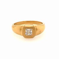 Damenring aus 8 Karat (333) Gelbgold mit Zirkonia